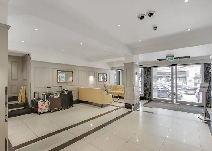Stylish Apartment In Chelsea